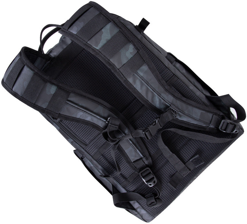 Sac à dos Rivacase Sherwood 7631 Navy Camo pour ordinateurs portables 15,6"